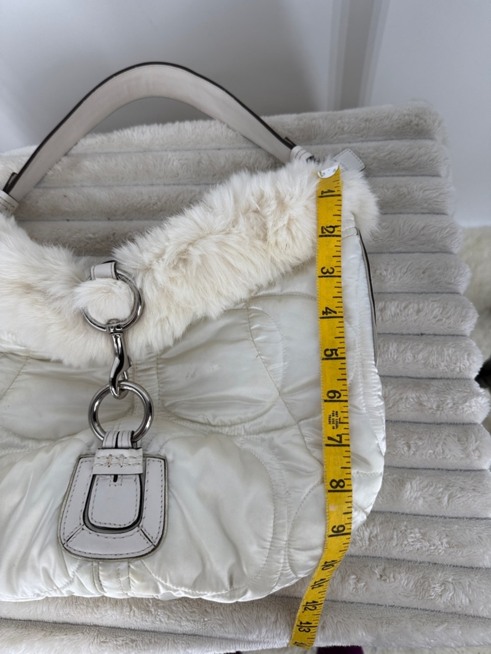 Vtg Y2K Coach “Ski Rabbit” fur hobo bag 2005 - Picture 16 of 16
